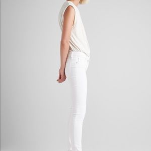 White Hudson Krista Super Skinny Crop size 27